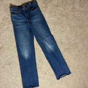 Levi’s Ribcage straight leg denim
